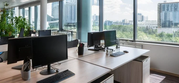 Hur ofta bor ditt kontor stadas En guide for att halla arbetsplatsen i toppskick x